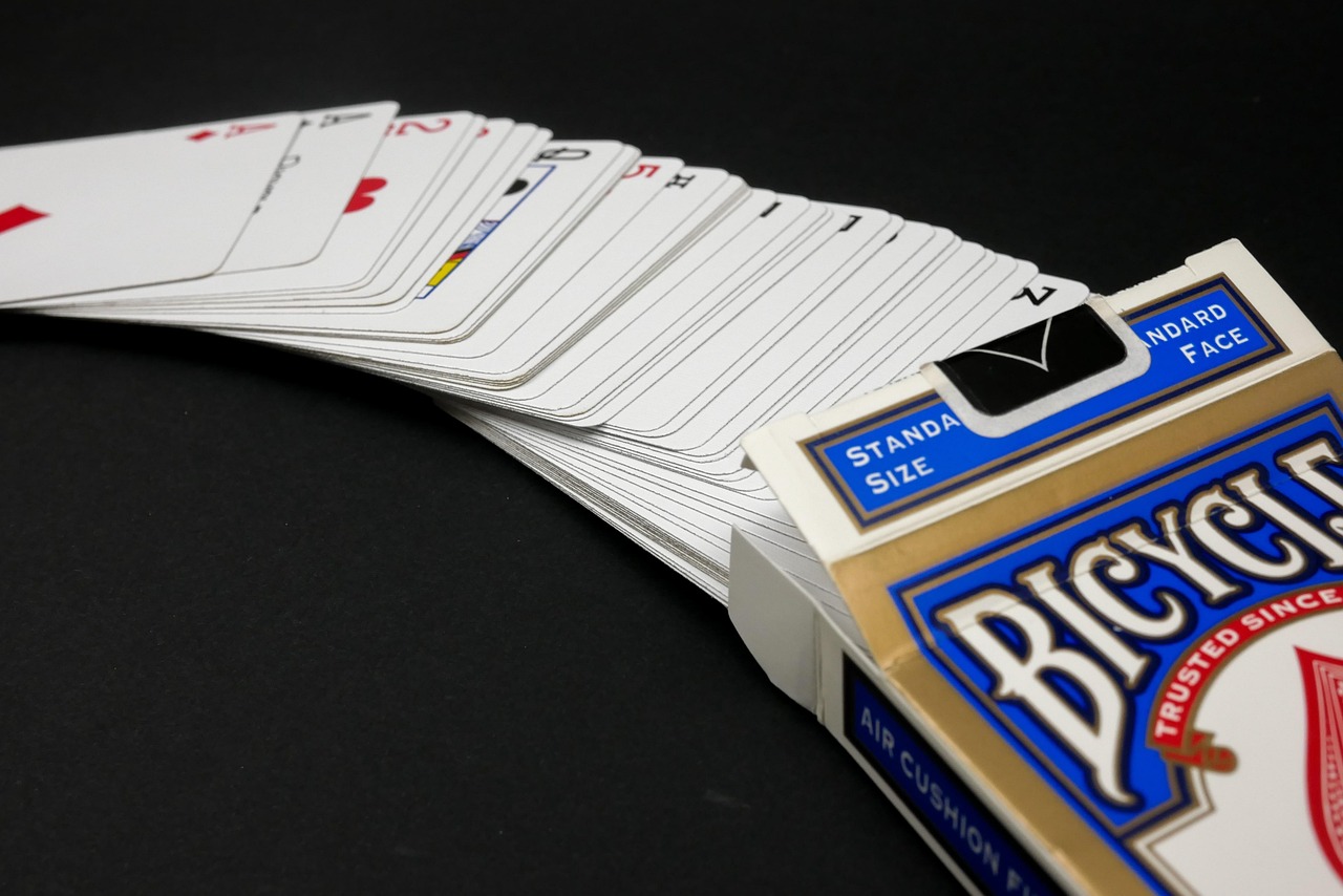 cards-4425759_1280